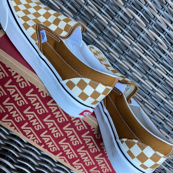 Vans Classic Slip-On Checkerboard Goldenbrown/True White MENS - Picture 15 of 16